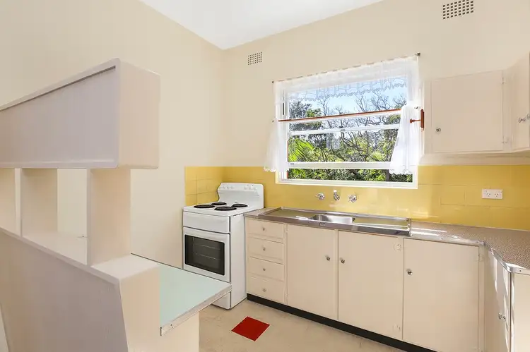 Second view of Homely unit listing, 3/22 Oxley Avenue, Jannali NSW 2226