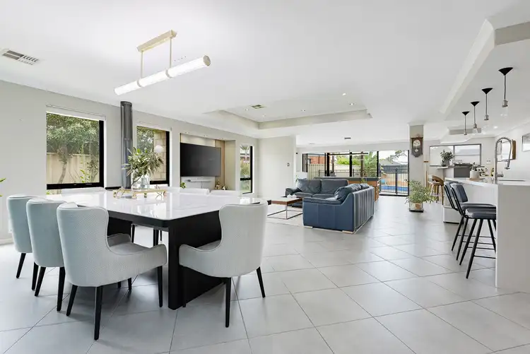 Fifth view of Homely house listing, 2 Neroli Link, Atwell WA 6164