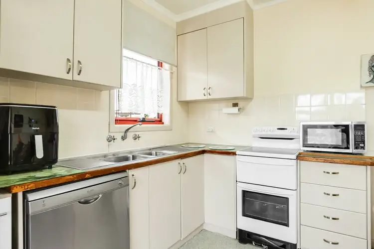 Sixth view of Homely house listing, 17 Hornsey Park, Mildura VIC 3500