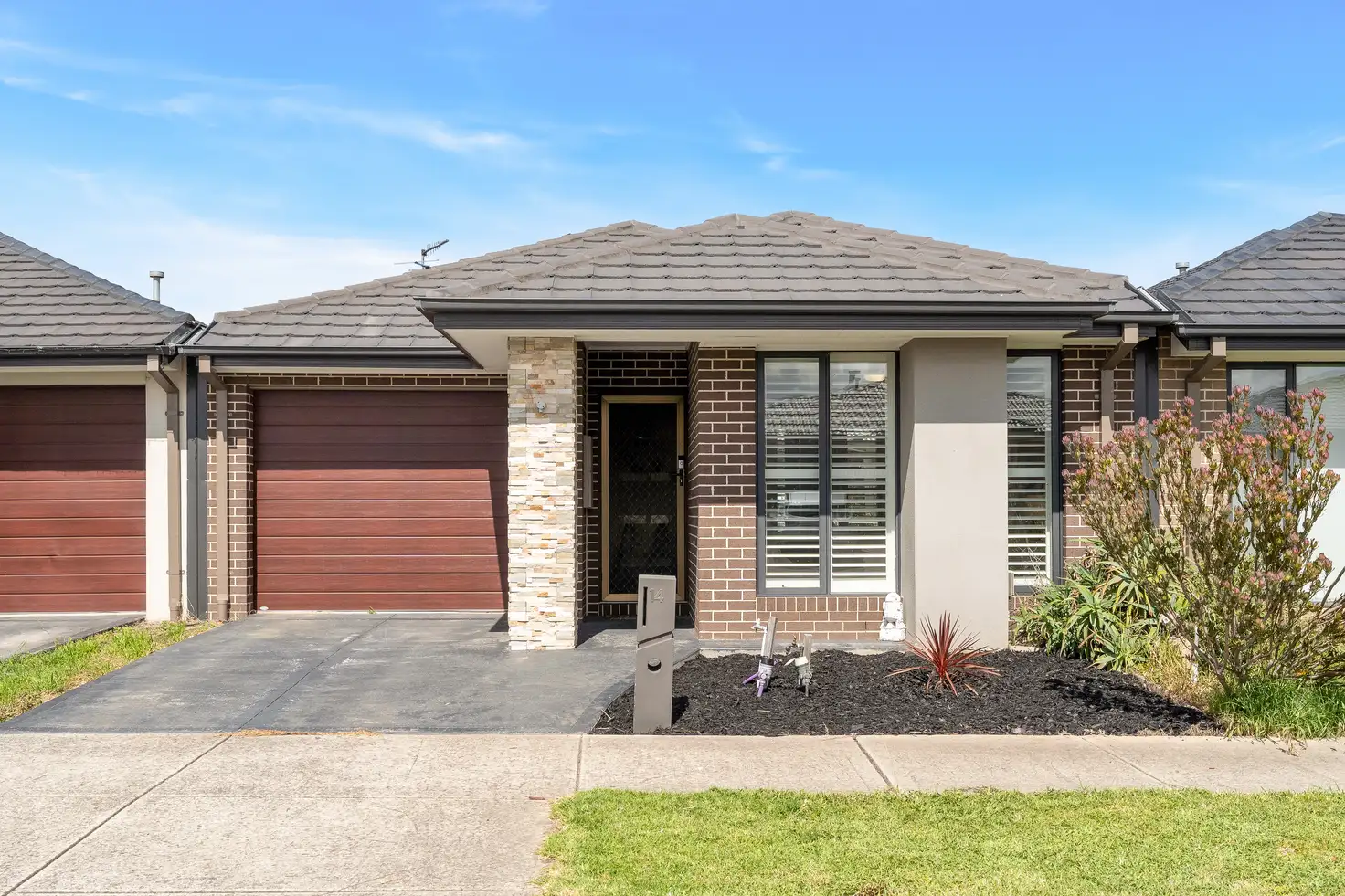 Main view of Homely house listing, 14 Loudon Circuit, Craigieburn VIC 3064