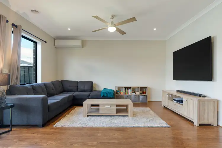 Seventh view of Homely house listing, 14 Loudon Circuit, Craigieburn VIC 3064