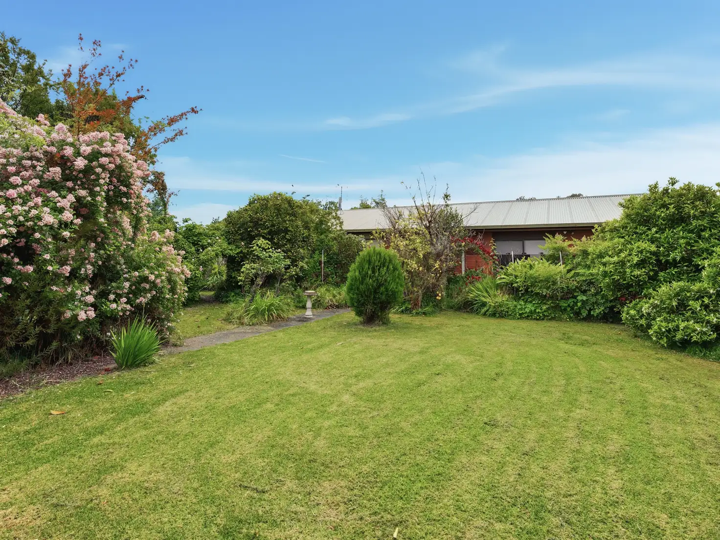 Main view of Homely house listing, 10 Ackerly Avenue, Benalla VIC 3672