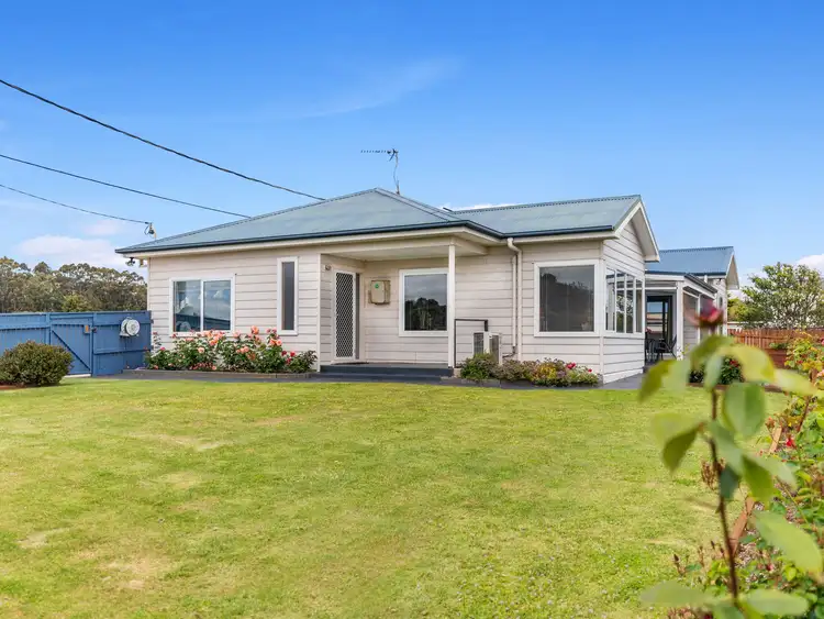 2 Clara Street, West Ulverstone TAS 7315