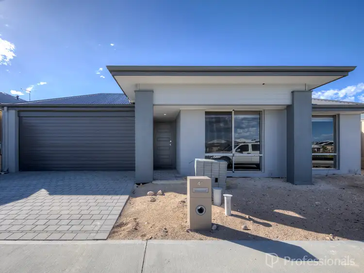 41 Rainbow Parkway, Two Rocks WA 6037