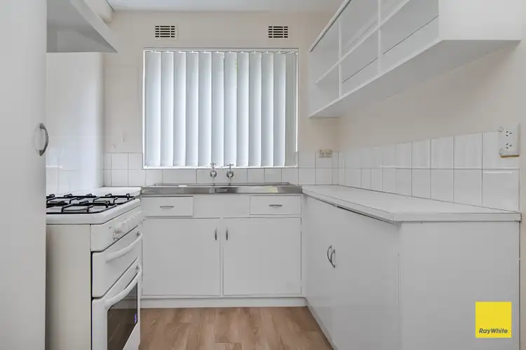 Fifth view of Homely apartment listing, 2/11 Rookwood St, Mount Lawley WA 6050