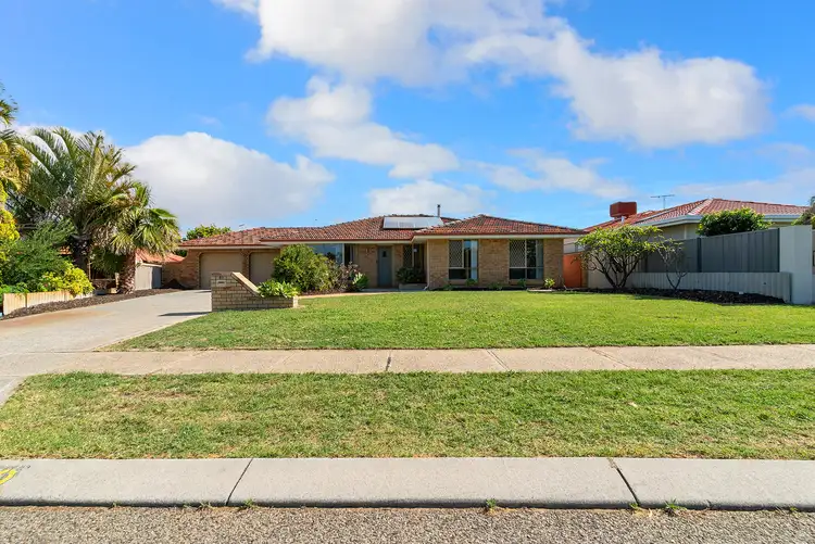 40 Dartford Crescent, Marangaroo WA 6064