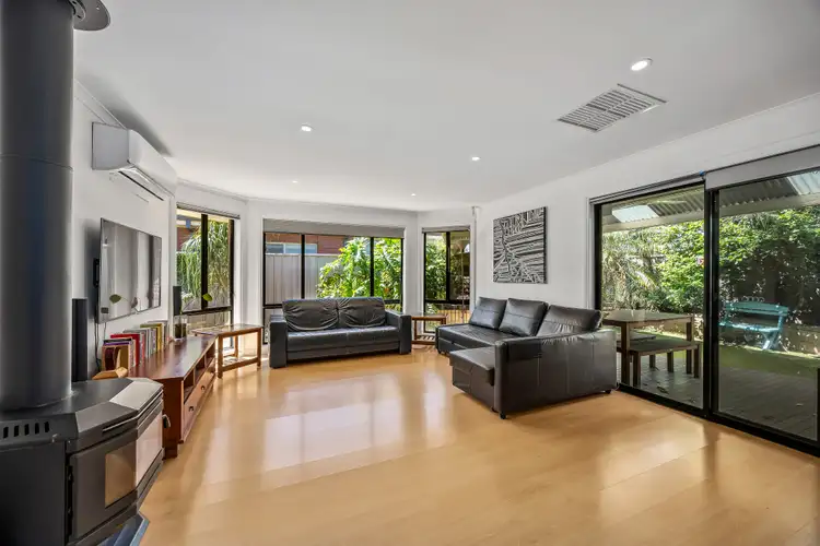 2 Close Street, Birkenhead SA 5015