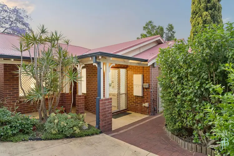 2/108 Todd Avenue, Como WA 6152