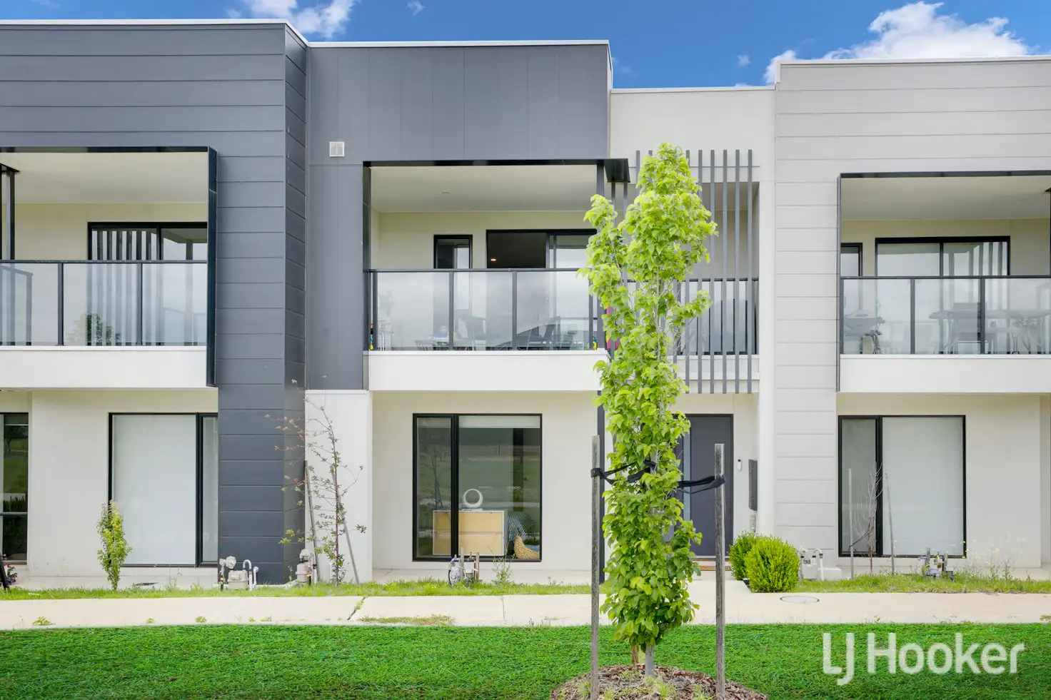 Main view of Homely house listing, 22 Odsal Walk, Strathtulloh VIC 3338