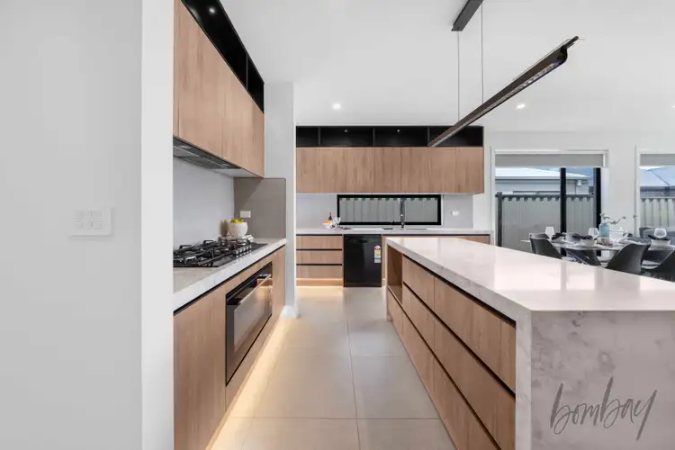 Fifth view of Homely house listing, 3 Rosmead Street, Craigieburn VIC 3064