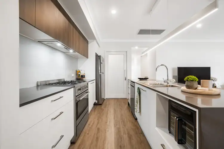 Second view of Homely house listing, 10 Lillypilly Street, Bahrs Scrub QLD 4207