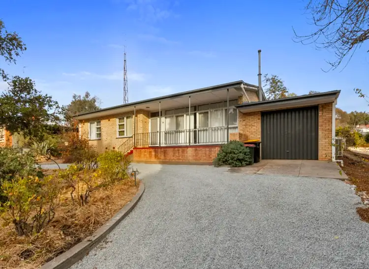 14 Powell Street, Clare SA 5453