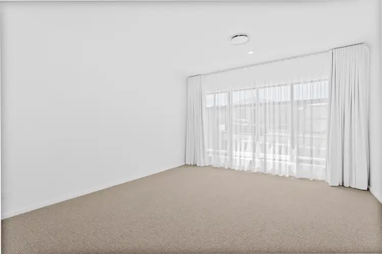 Fourth view of Homely house listing, 18 Euodia Street, Horsley NSW 2530