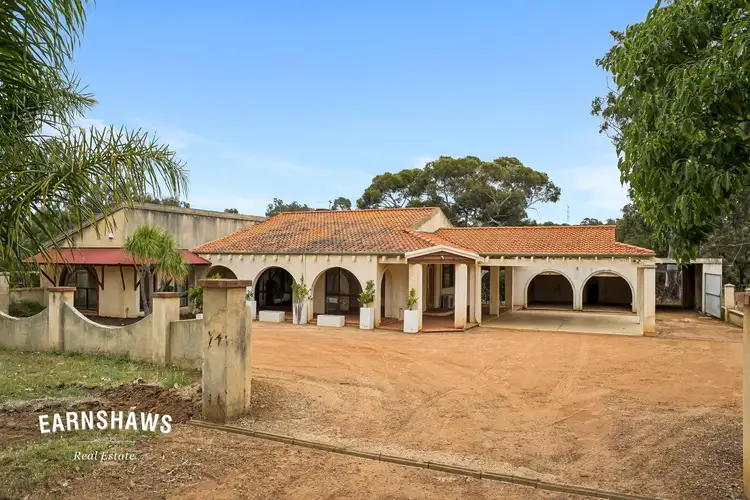 560 Clayton Road, Helena Valley WA 6056