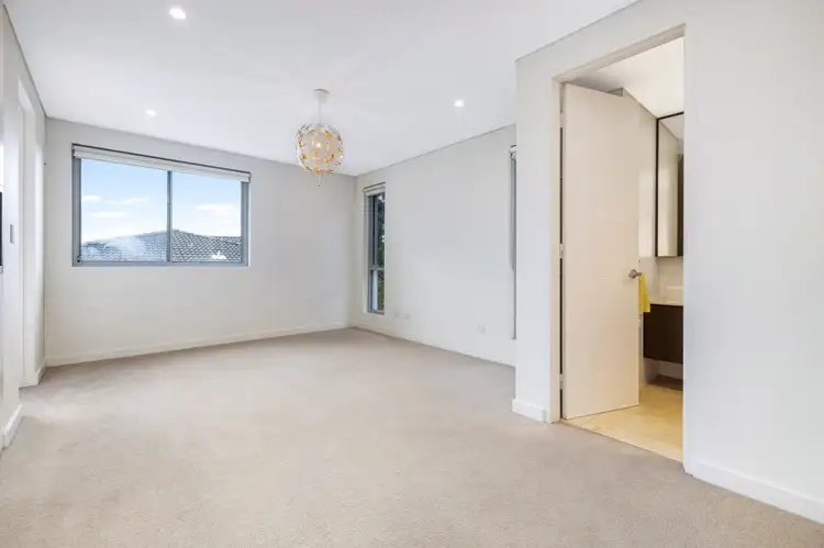 Third view of Homely apartment listing, 2/2 Stark Street, Coogee NSW 2034