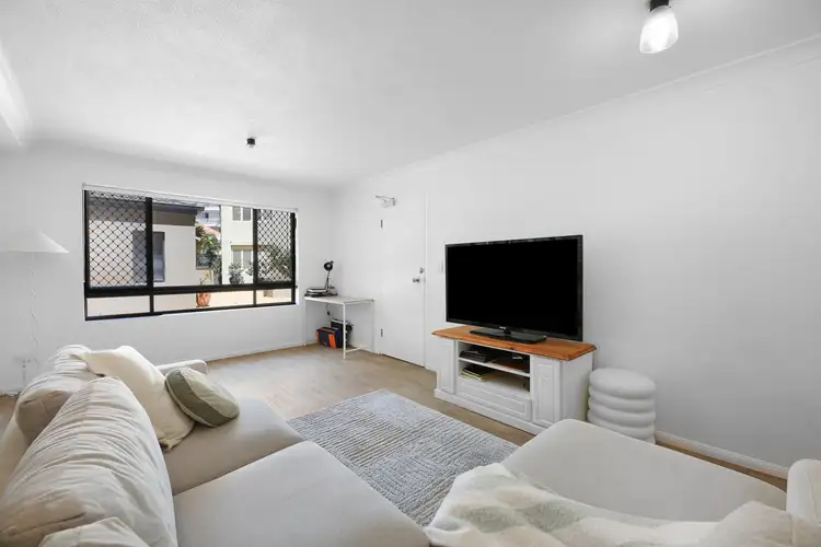 Fourth view of Homely unit listing, 4/4-6 Acacia Avenue, Surfers Paradise QLD 4217