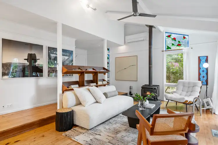 17 Ernest Road, Kalorama VIC 3766