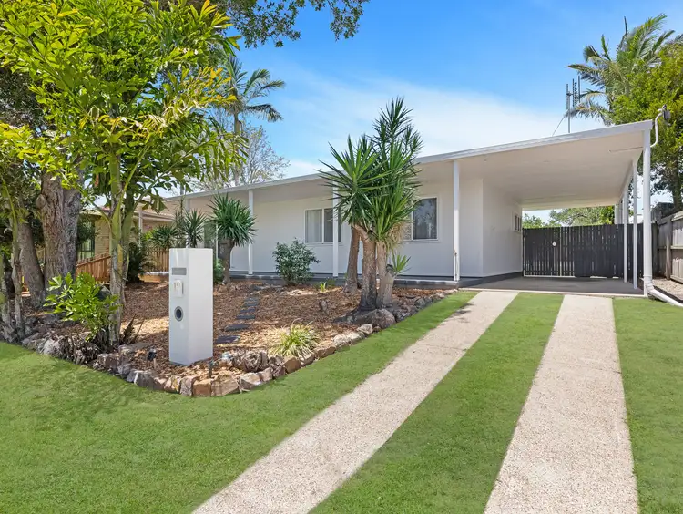 19 Barnstaple Street, Torquay QLD 4655