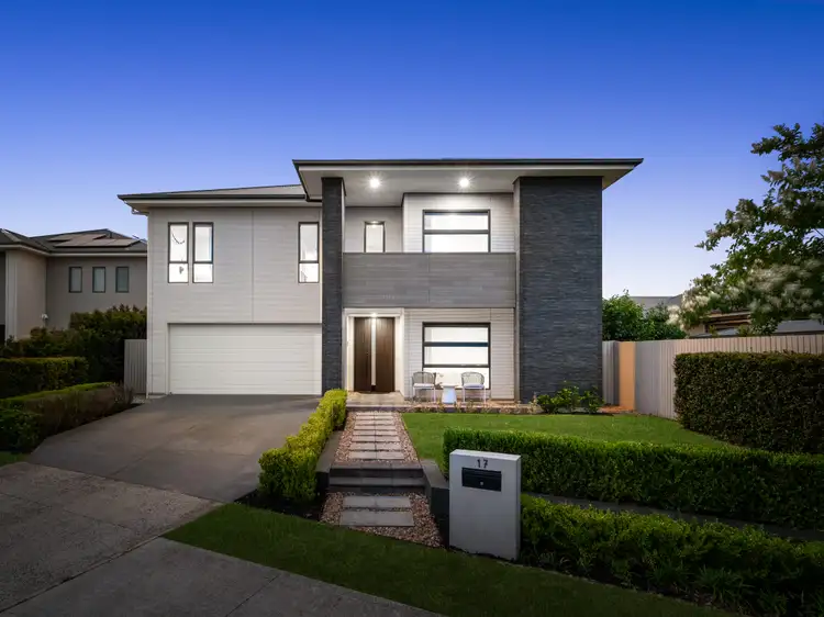 17 Haselgrove Street