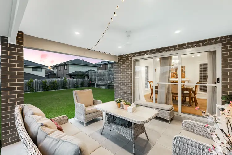 6 Equinox Drive, Box Hill NSW 2765