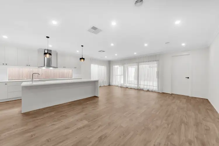 Third view of Homely house listing, 7 Brasswood Way, Wollert VIC 3750