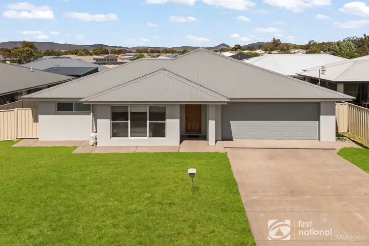 6 Charles Lester Place