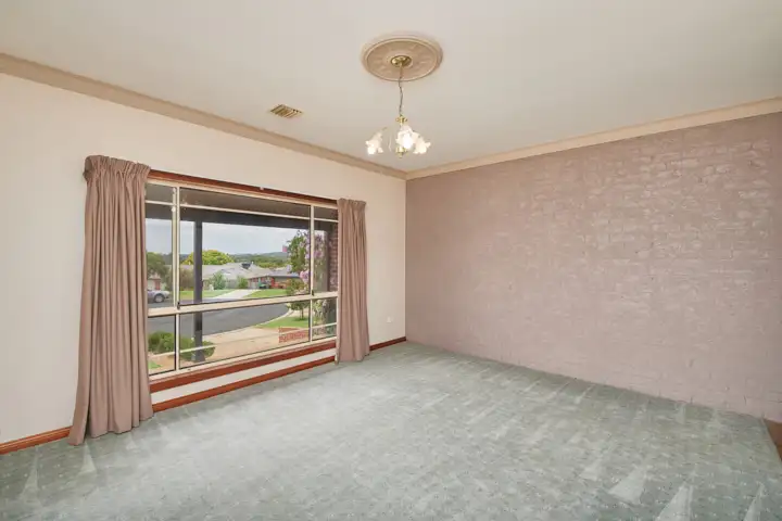 Fourth view of Homely house listing, 6 Minya Place, Glenfield Park NSW 2650