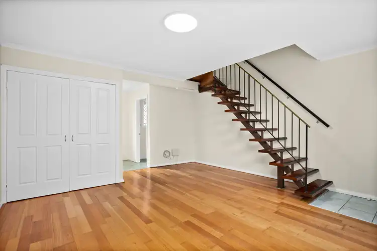 2/45 Mckenzie Avenue, Wollongong NSW 2500