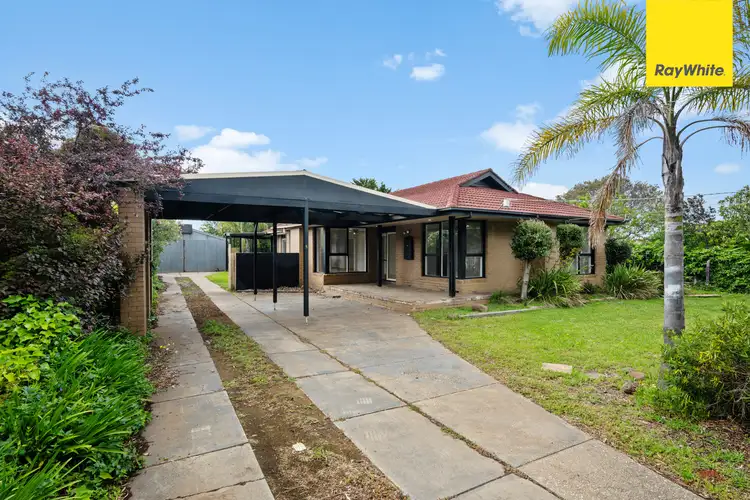 5 Kevin Court, Melton South VIC 3338