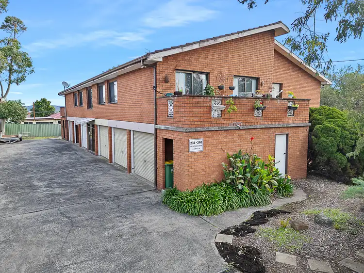 234-240 The Entrance Road