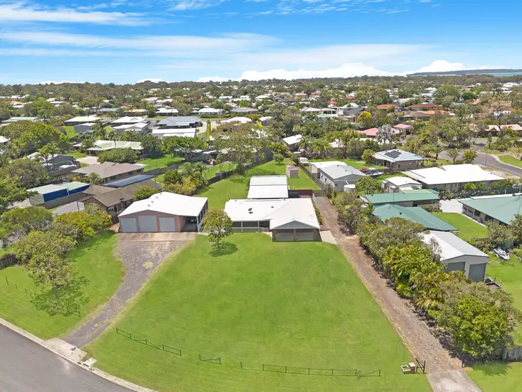 40-46 Ladbroke Cresent, Urangan QLD 4655