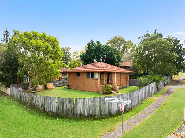 6 Bloodwood Crescent
