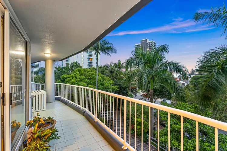Unit 10/19 Riverview Parade, Surfers Paradise QLD 4217