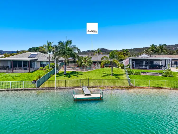 11 Cyclades Crescent, Currumbin Waters QLD 4223