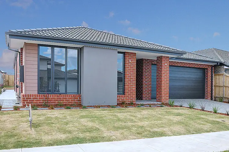 17 Songlark Crescent, Carrum Downs VIC 3201