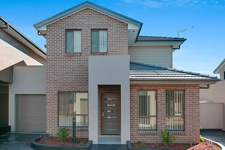 4/604 The Horsley Drive