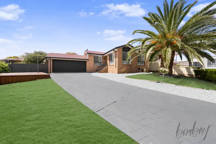 5 Hakea Place, Meadow Heights VIC 3048
