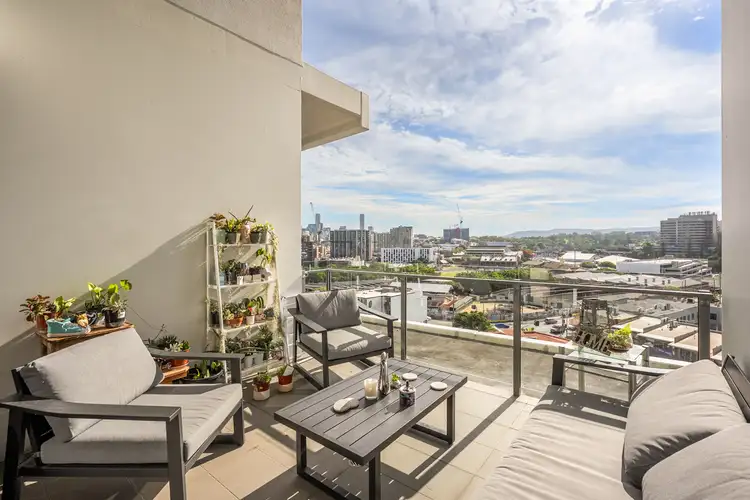 8 Jeays Street