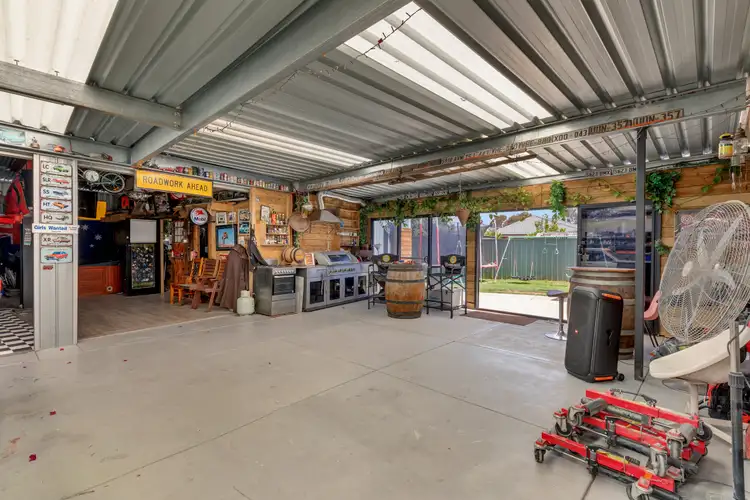 33 Hodby Crescent, Smithfield Plains SA 5114