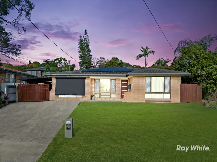 15 Bradley Street, Springwood QLD 4127