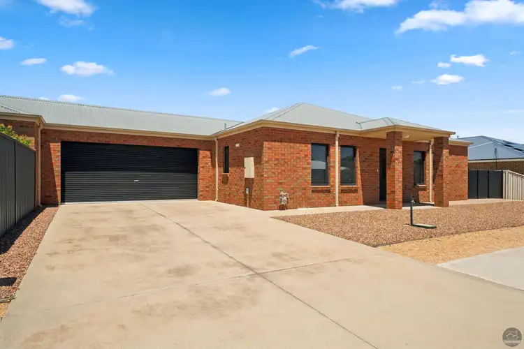13 Wattle Drive