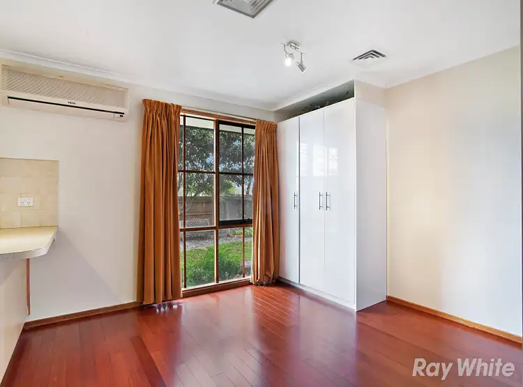 Fifth view of Homely house listing, 10 Trevena Close, Rowville VIC 3178