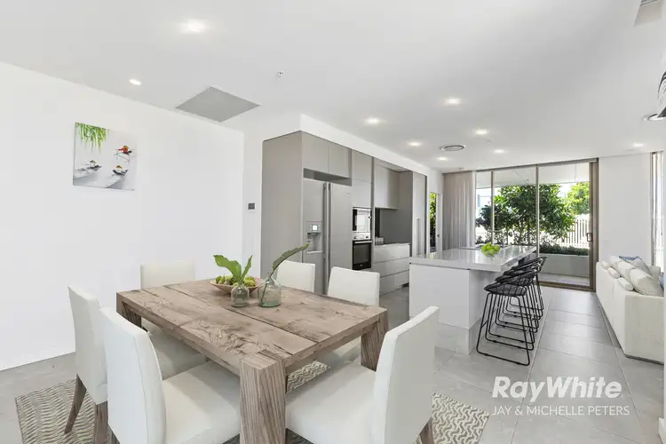 315/15 Aqua Street, Newport QLD 4020