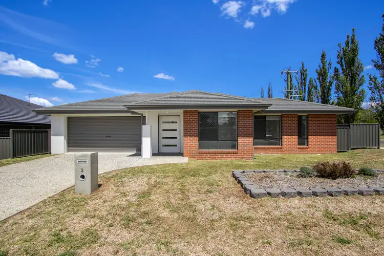 2 Greaves Close, Armidale NSW 2350