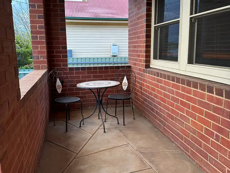 1/63 Bourke Street, Turvey Park NSW 2650