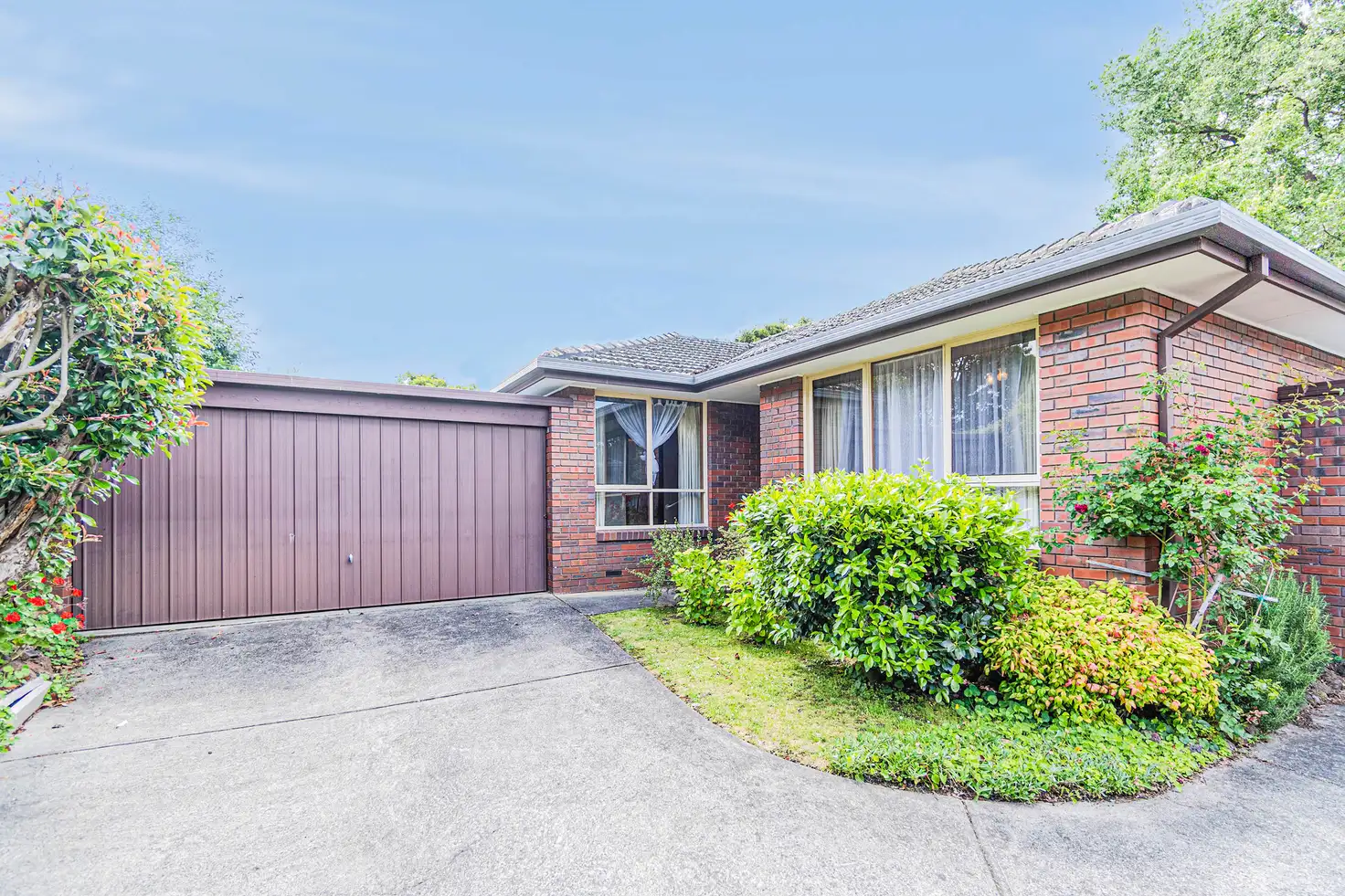 Main view of Homely unit listing, 2/8 Boyd Street, Blackburn South VIC 3130