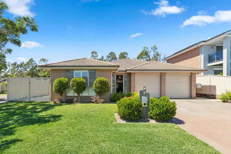 6 Loddon Circuit, Albion Park NSW 2527