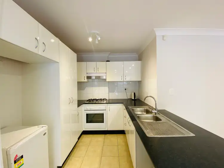 Third view of Homely unit listing, 5/424-426 Railway Parade, Allawah NSW 2218