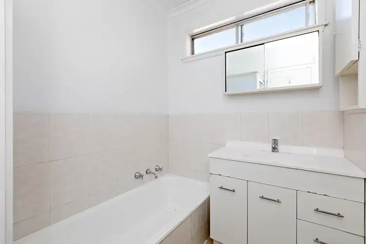 Fifth view of Homely house listing, 42 Laurina Crescent, Frankston North VIC 3200