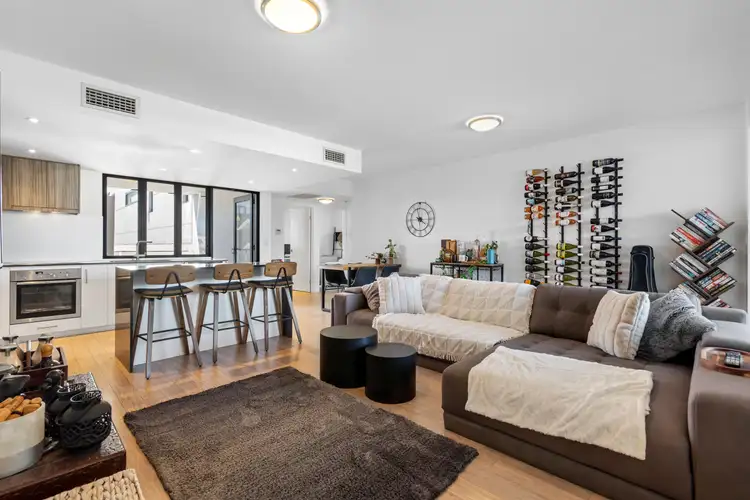 4/44 Gordon Street, Milton QLD 4064